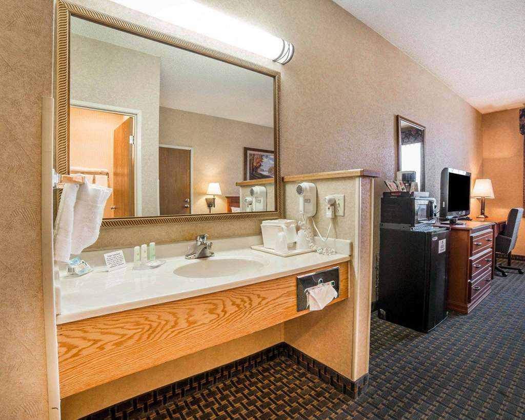 Miles City Hotel Room photo
