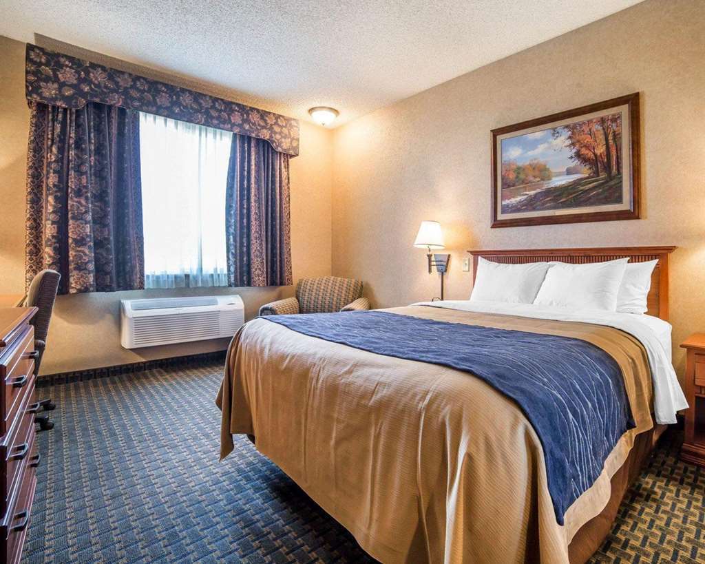 Miles City Hotel Room photo