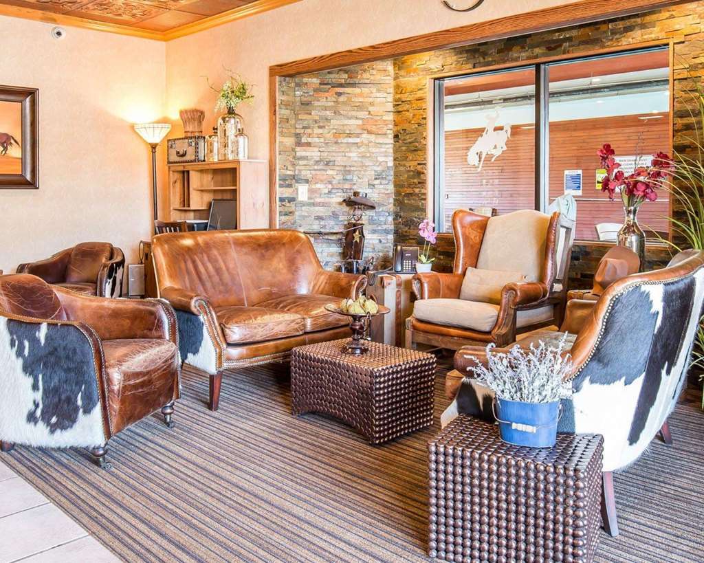 Miles City Hotel Interior photo