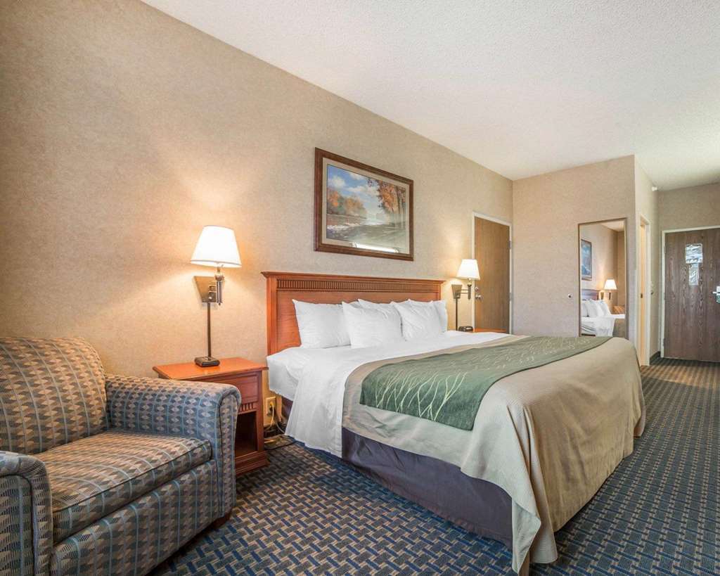 Miles City Hotel Room photo