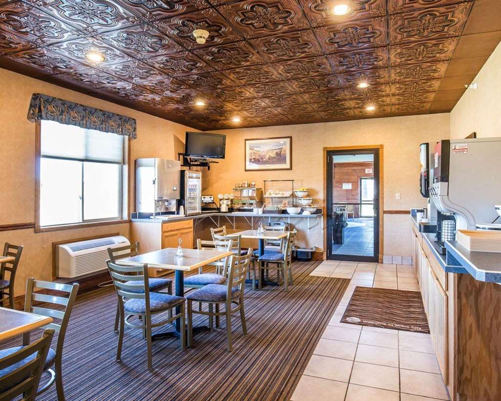 Miles City Hotel Restaurant photo